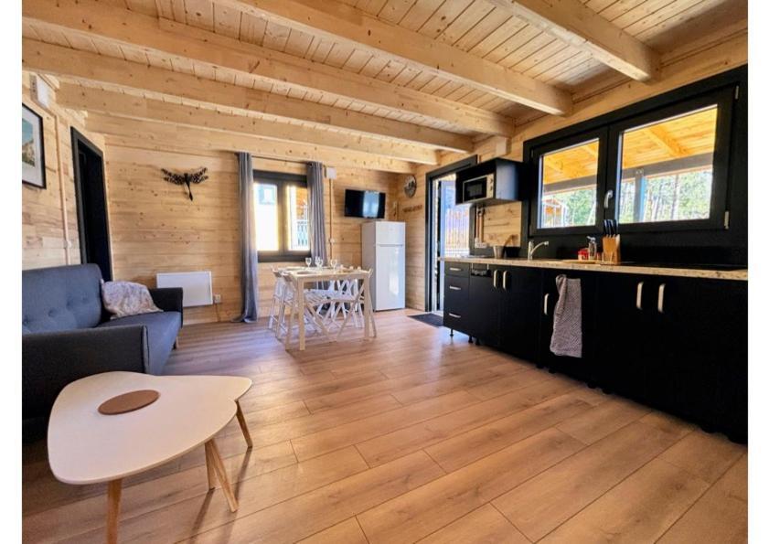 Hotel Parc Residentiel De Loisir : Le Loup Blanc Du Riou Barcelonnette Zewnętrze zdjęcie
